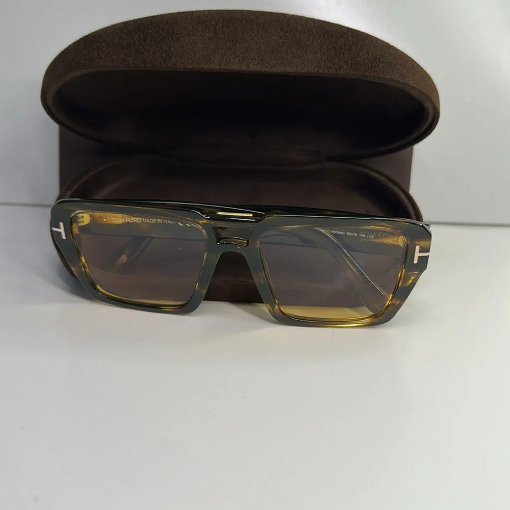 Tom Ford Redford Yellow Photochromatic Square Men's Sunglasses FT1153 52E 56.